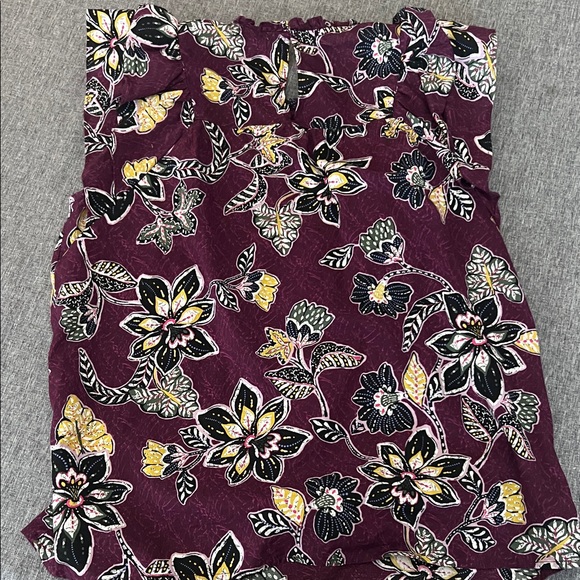 LOFT Multicolor Floral Ruffle Top - Picture 3 of 3